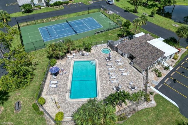 17456 OVERHILL DR F, Fort Myers, FL 33908