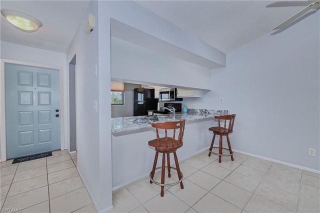 17456 OVERHILL DR F, Fort Myers, FL 33908