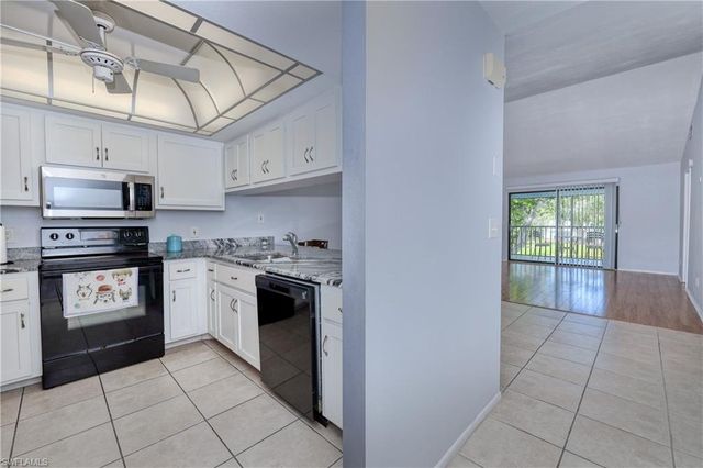 17456 OVERHILL DR F, Fort Myers, FL 33908