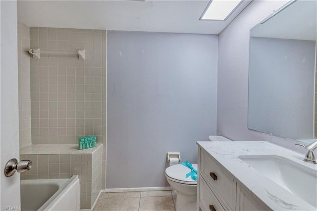 17456 OVERHILL DR F, Fort Myers, FL 33908