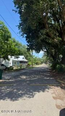 311 Ballentine Street, Bay Saint Louis, MS 39520