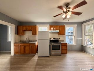 32 Grace Street 2, New Haven, CT 06511