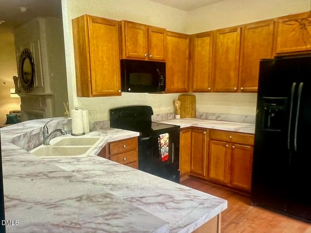 8318 Pilots View Drive, Raleigh, NC 27617