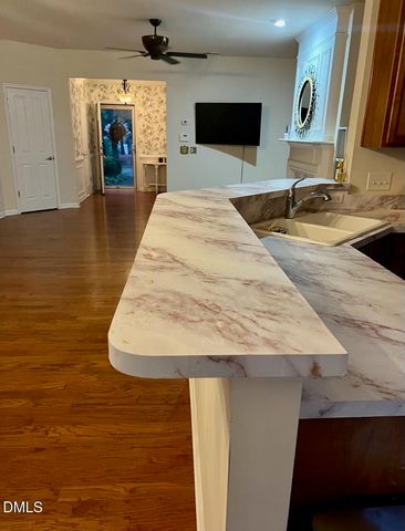 8318 Pilots View Drive, Raleigh, NC 27617