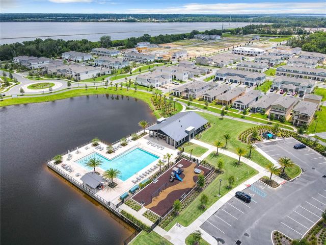 652 KIMBER LANE, Debary, FL 32713