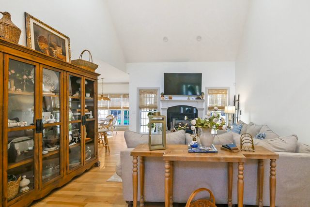 758 W 12th Street, Chickamauga, GA 30707