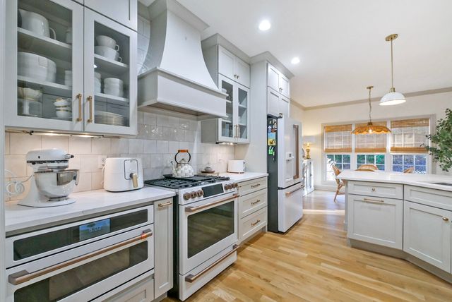 758 W 12th Street, Chickamauga, GA 30707