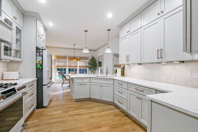 758 W 12th Street, Chickamauga, GA 30707