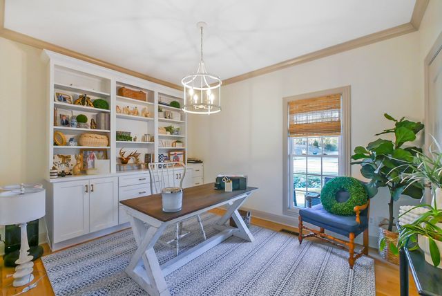 758 W 12th Street, Chickamauga, GA 30707