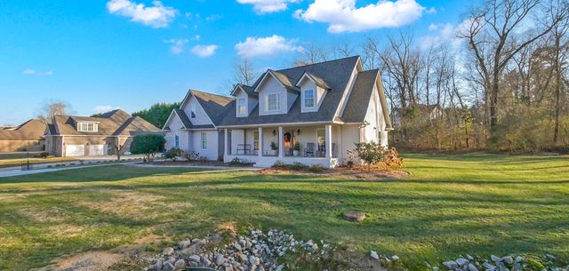 758 W 12th Street, Chickamauga, GA 30707