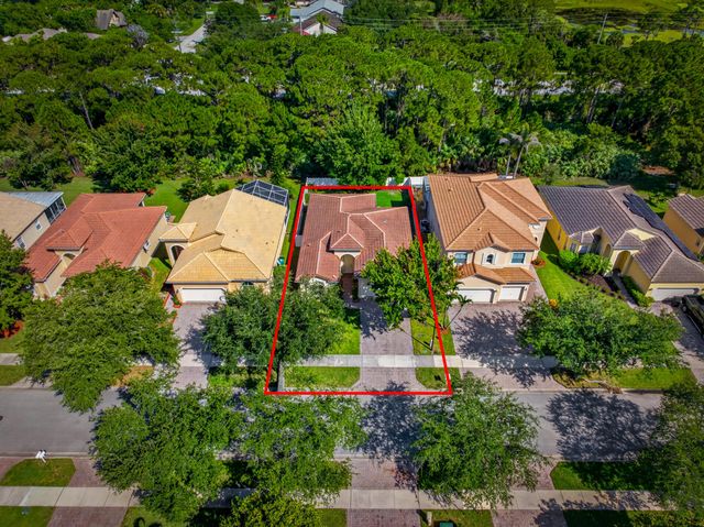 5743 Sunberry Circle, Fort Pierce, FL 34951