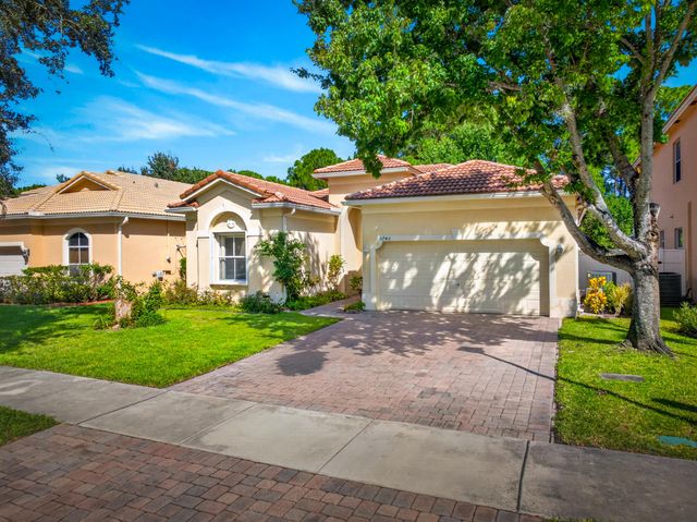 5743 Sunberry Circle, Fort Pierce, FL 34951
