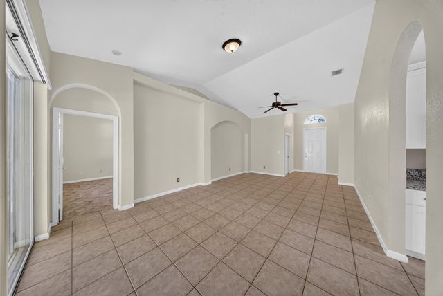 5743 Sunberry Circle, Fort Pierce, FL 34951