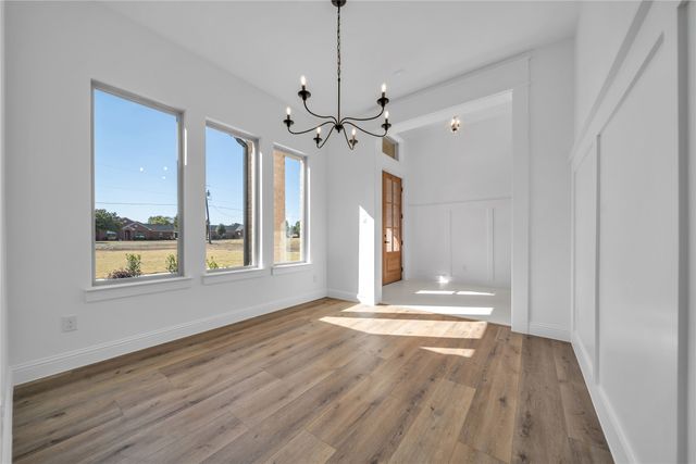 819 Meadow Lark Lane, Red Oak, TX 75154