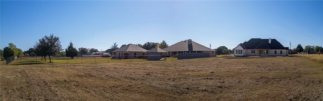 819 Meadow Lark Lane, Red Oak, TX 75154