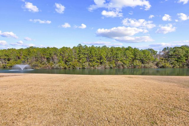 141 Lakeside Crossing Dr., Conway, SC 29526