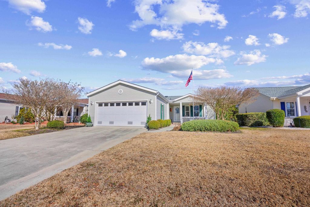 141 Lakeside Crossing Dr., Conway, SC 29526