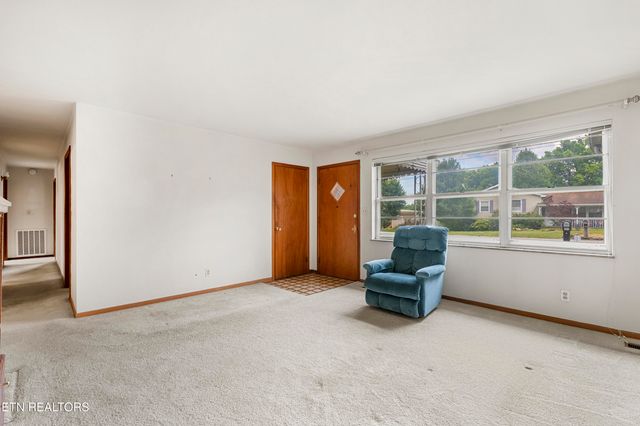 776 Hamilton St, Alcoa, TN 37701