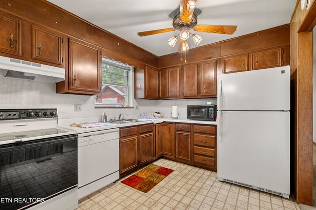 776 Hamilton St, Alcoa, TN 37701