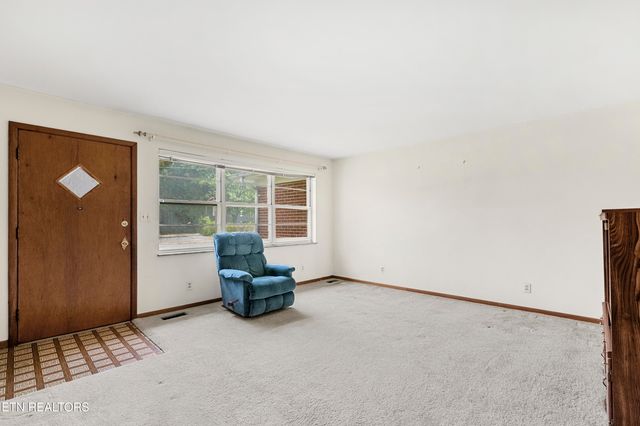 776 Hamilton St, Alcoa, TN 37701