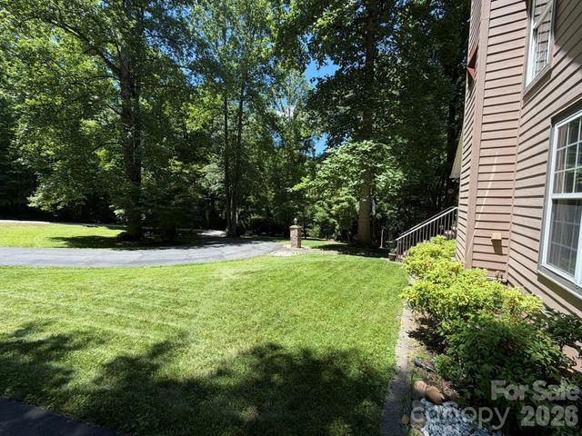 315 Honey Locust Lane, Whittier, NC 28789
