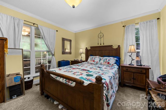 315 Honey Locust Lane, Whittier, NC 28789