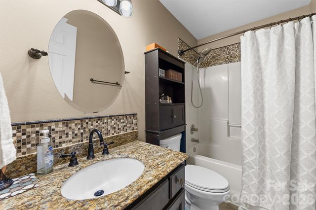 315 Honey Locust Lane, Whittier, NC 28789