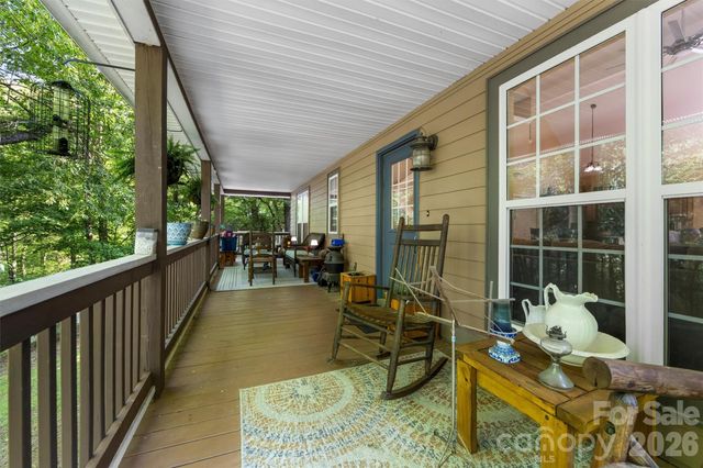 315 Honey Locust Lane, Whittier, NC 28789