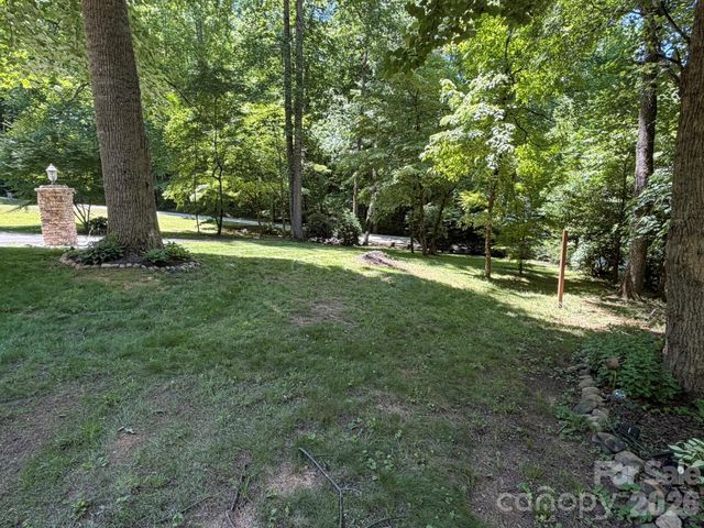 315 Honey Locust Lane, Whittier, NC 28789