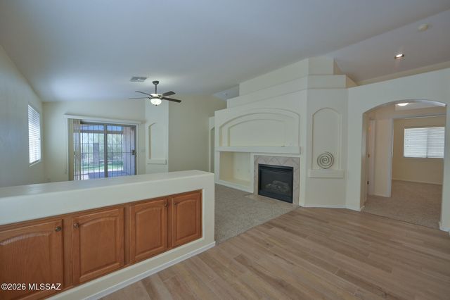 12461 N Crimson Vista Drive, Marana, AZ 85658