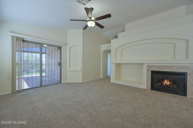 12461 N Crimson Vista Drive, Marana, AZ 85658