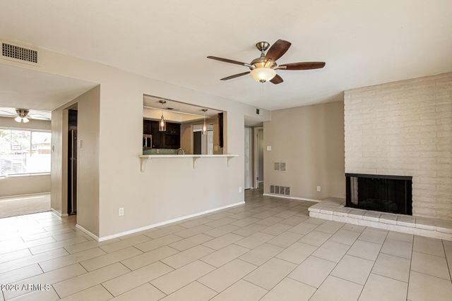 5010 W KALER Drive, Glendale, AZ 85301