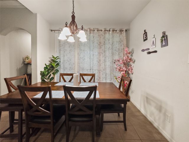 5801 Mira Lago Lane, Arlington, TX 76017