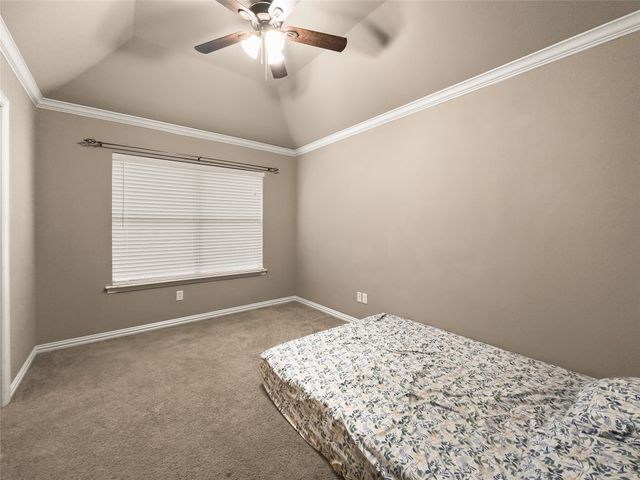 5801 Mira Lago Lane, Arlington, TX 76017