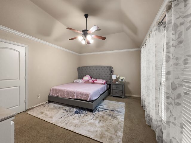 5801 Mira Lago Lane, Arlington, TX 76017