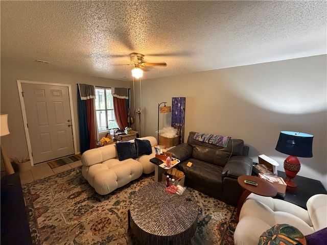 3905 Carol Place C, Rogers, AR 72758