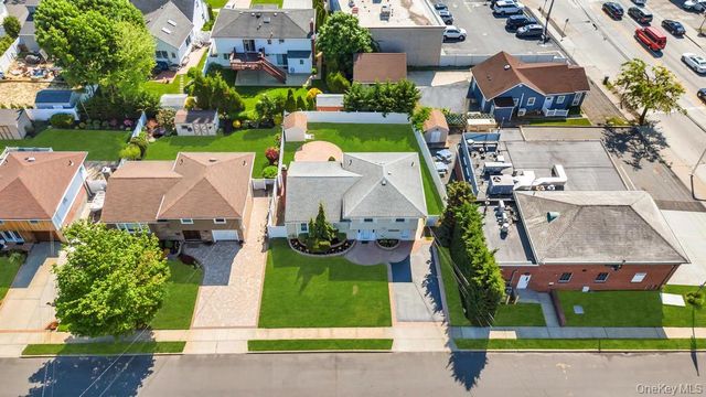 2297 Arby Court, Wantagh, NY 11793