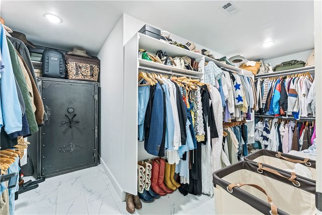 541 Bronco Street, Centerton, AR 72719