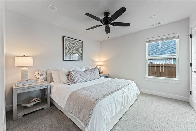 541 Bronco Street, Centerton, AR 72719