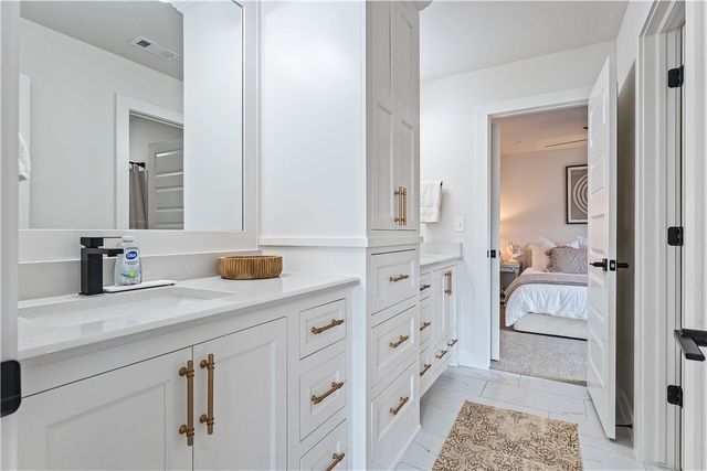 541 Bronco Street, Centerton, AR 72719