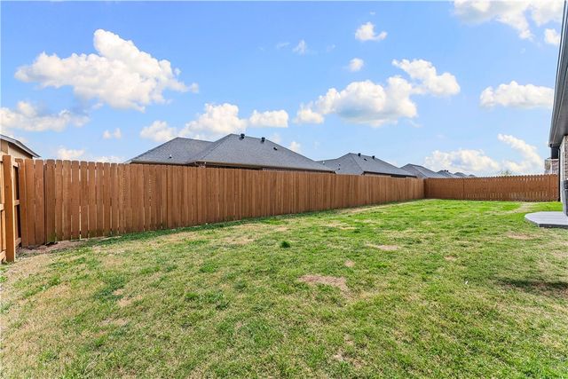 541 Bronco Street, Centerton, AR 72719