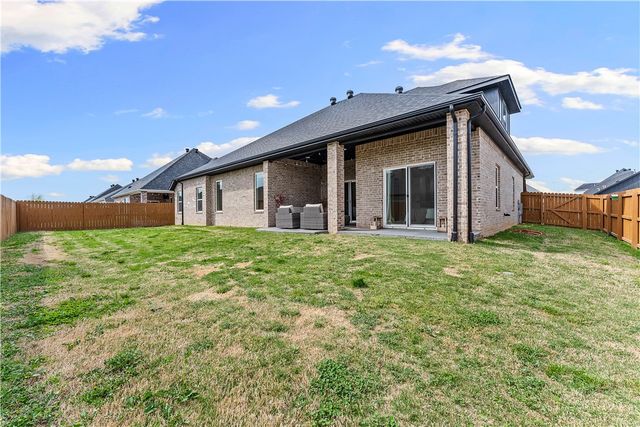 541 Bronco Street, Centerton, AR 72719