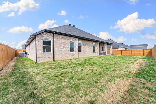 541 Bronco Street, Centerton, AR 72719