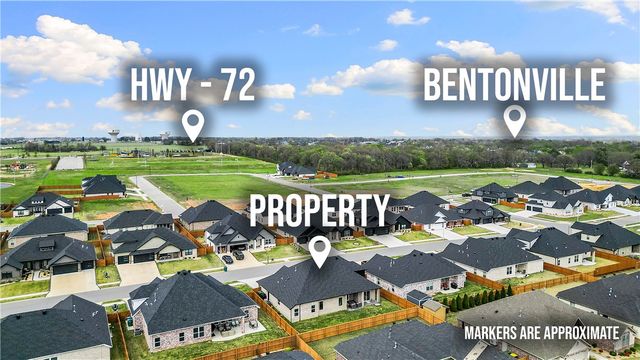 541 Bronco Street, Centerton, AR 72719