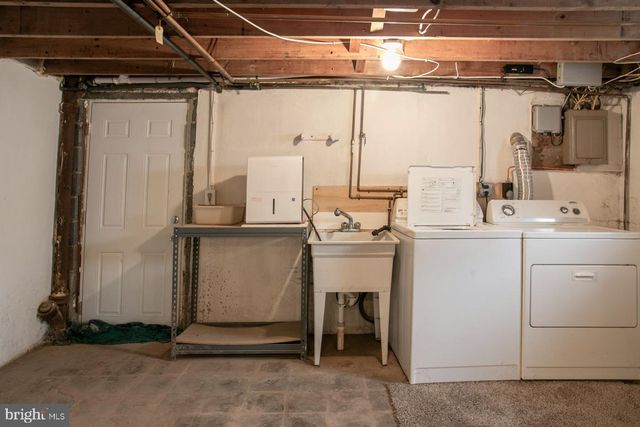 927 HAMILTON ST, Norristown, PA 19401