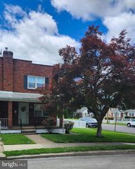 927 HAMILTON ST, Norristown, PA 19401