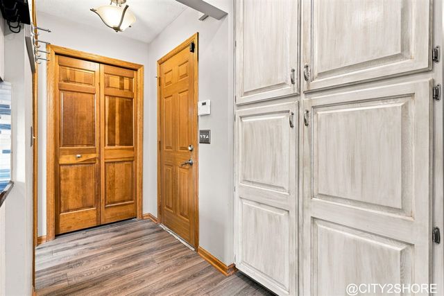 6719 Crown Point Drive, Hudsonville, MI 49426