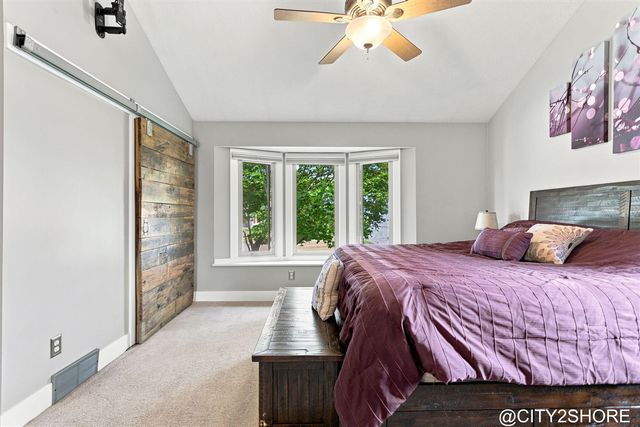 6719 Crown Point Drive, Hudsonville, MI 49426