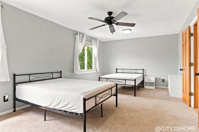 6719 Crown Point Drive, Hudsonville, MI 49426