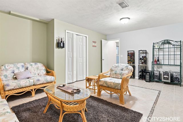 6719 Crown Point Drive, Hudsonville, MI 49426